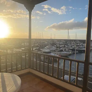 https://apartamento-vacacional-los-gigantes.in-canary-islands.com