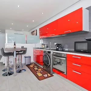 https://estudio-1-sara-en-playa-de-las-america.in-canary-islands.com
